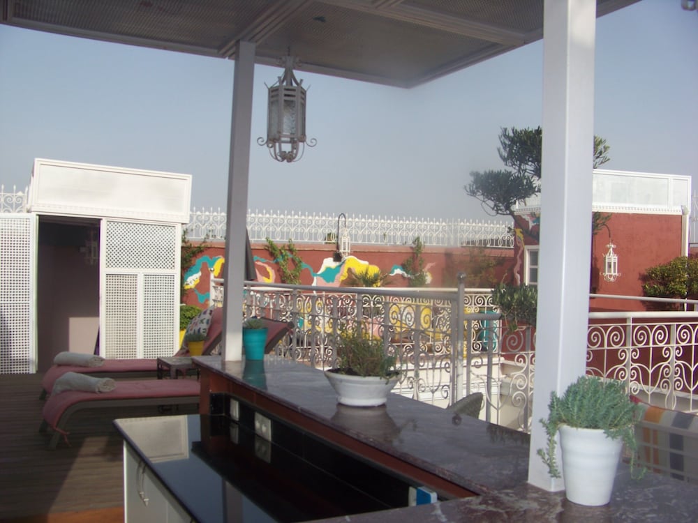 RIAD KARMELA PRINCESSE 62/62