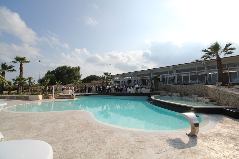 HOTEL RESIDENCE CAPO CAMPOLATO 7/58