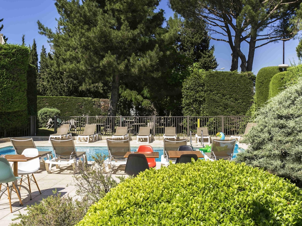 Ibis Avignon Sud 62/72