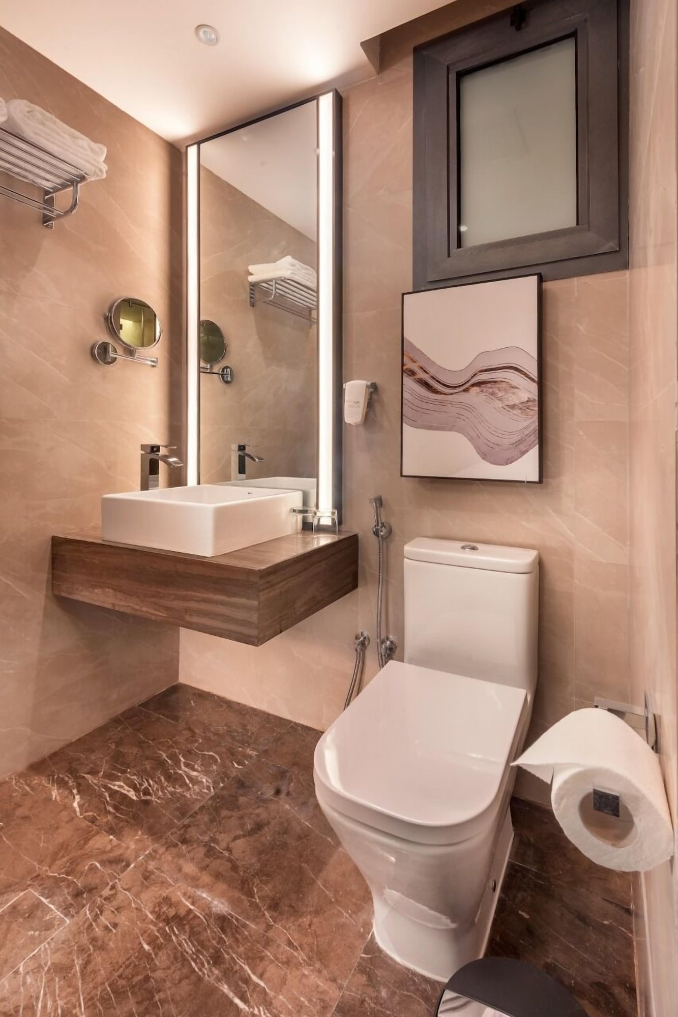 JUNIOR SUITE, STUDIO
