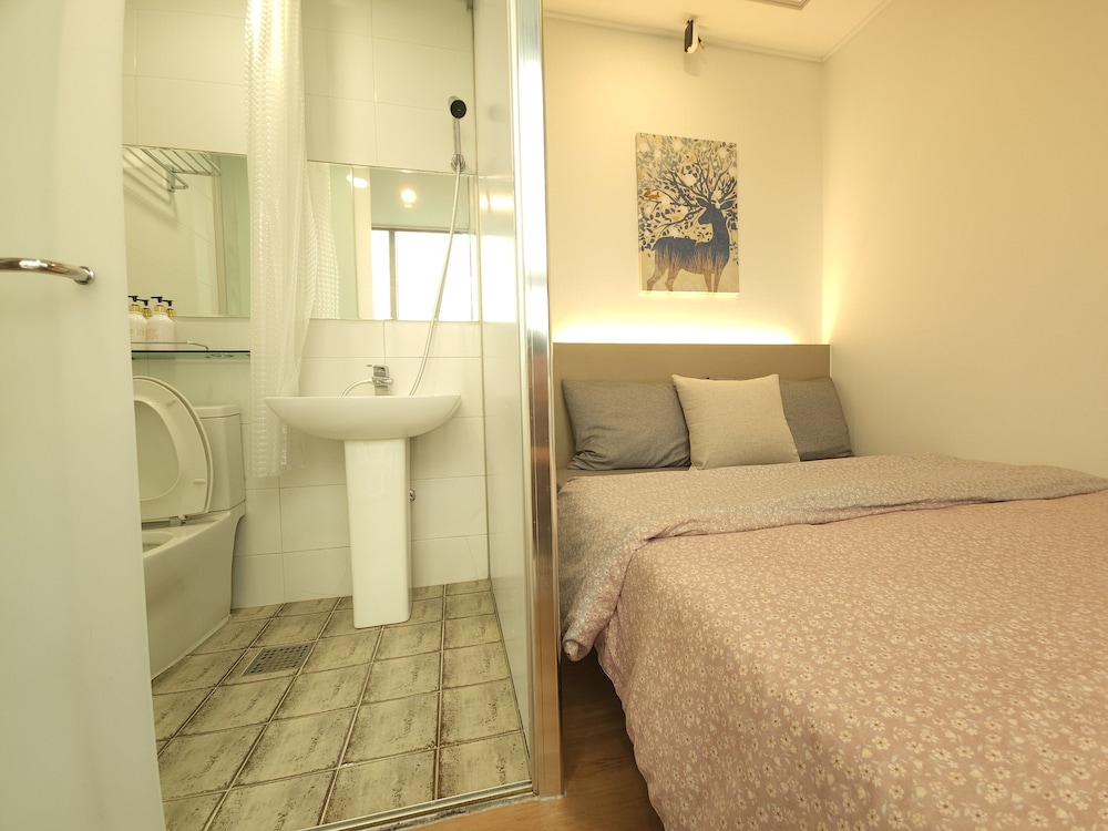 OYO Hostel Myeongdong 2 44/75