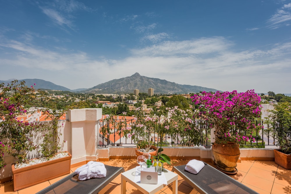 Molo 44 Suites Puerto Banus 5/85