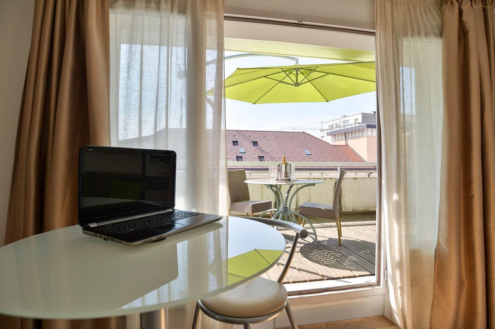Privilodges Le Royal Annecy 57/65