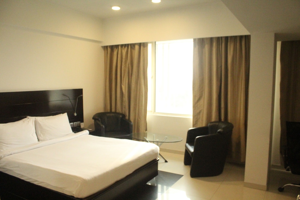 Keys Select By Lemon Tree Hotels, Ludhiana 12/46
