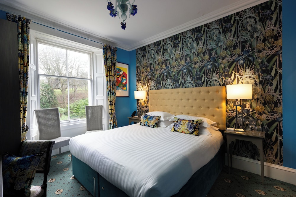 24 Royal Terrace 22/50