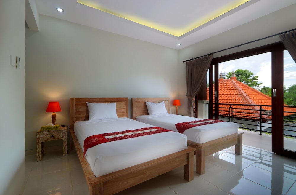 Avisara Villa and Guest House 20/50