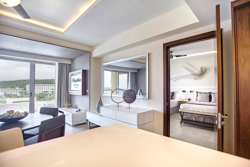 Royalton Blue Waters Montego Bay, An Autograph Collection All-Inclusive Resort 53/84