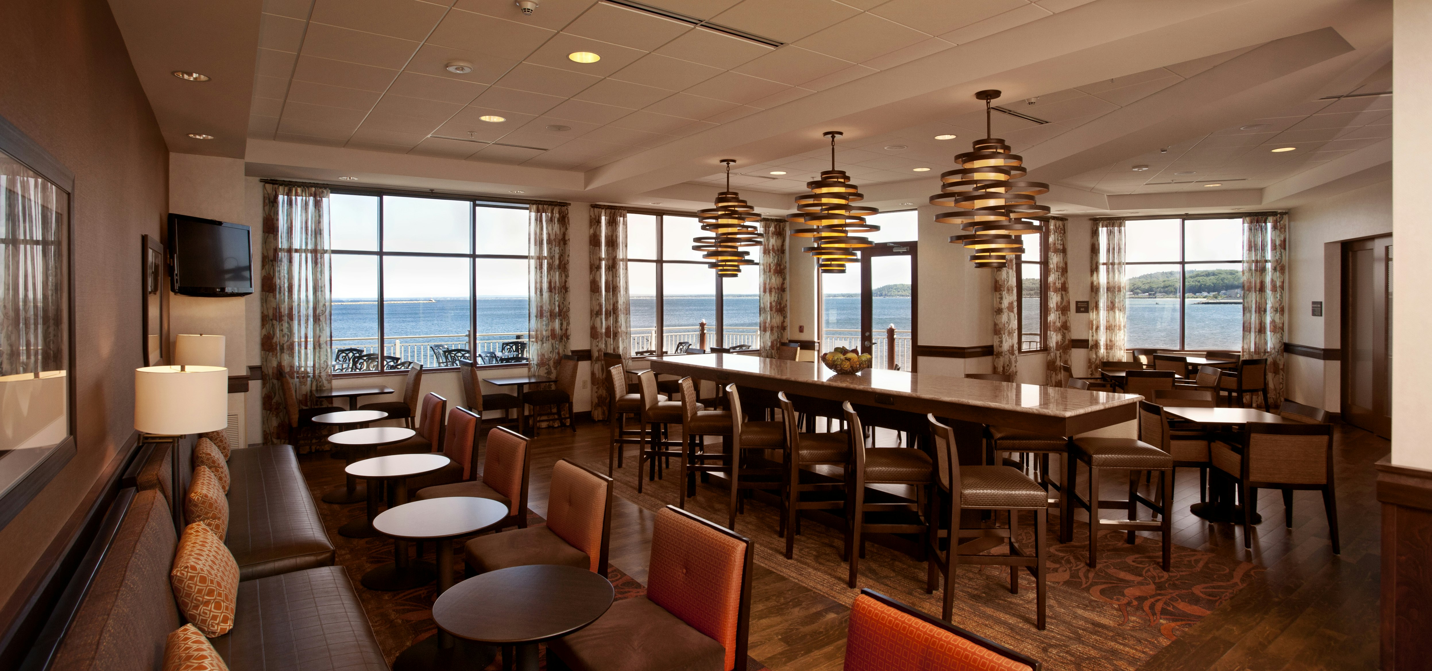Hampton Inn Marquette/Waterfront 37/46