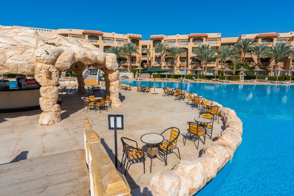 Parrotel Lagoon Waterpark Resort 83/88