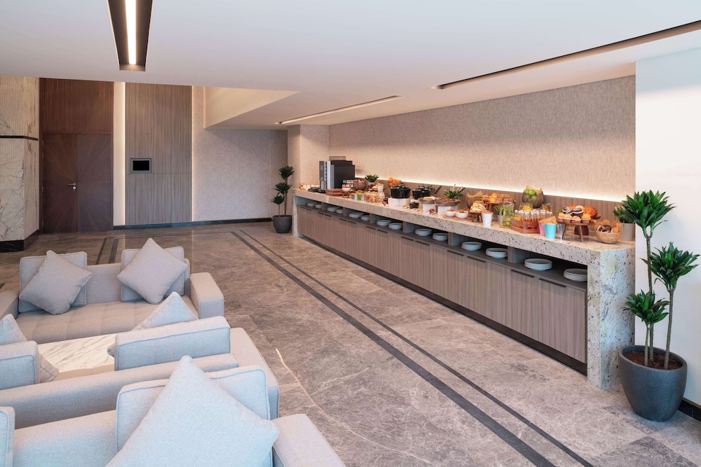 Park Inn by Radisson Hotel & Apartments Kuwait 13/62