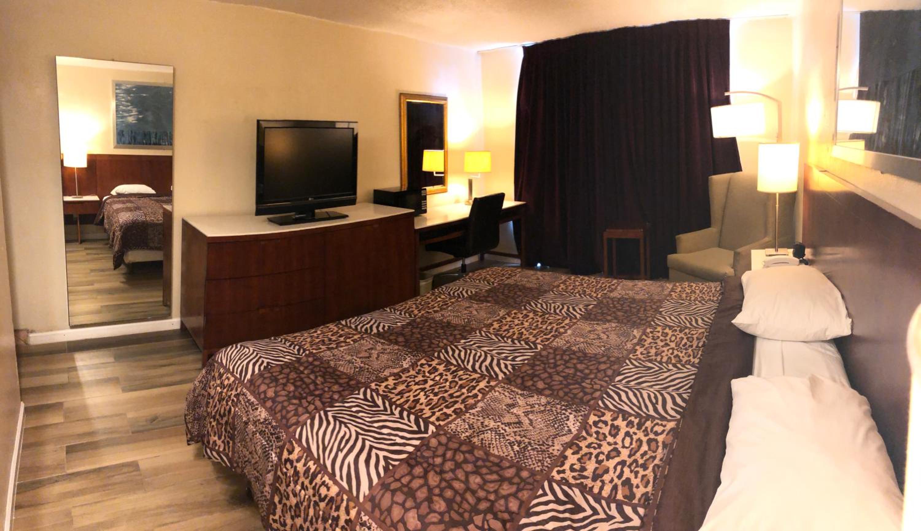 Western Inn Houston 35/39