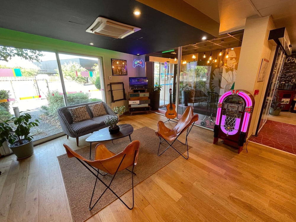 Ibis Styles Toulouse Blagnac Aeroport 44/68