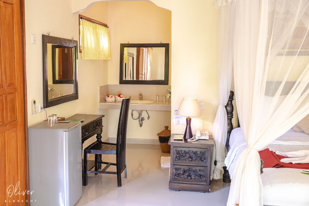 Arya Amed Beach Resort 40/69