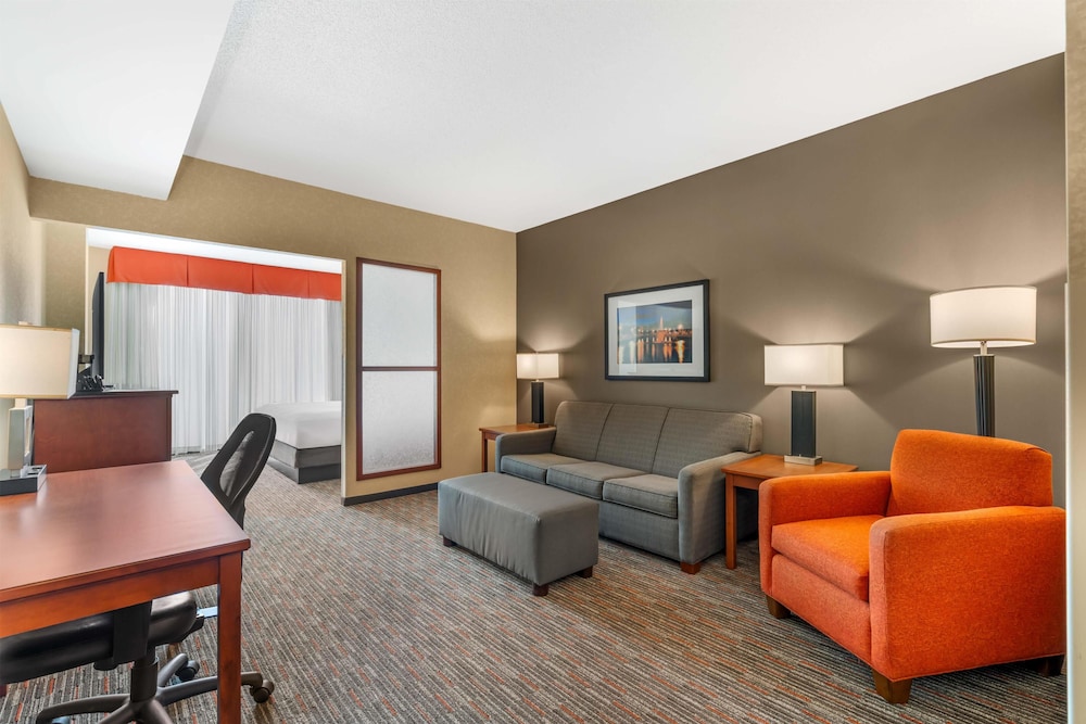 Drury Inn and Suites Fort Myers 24/49
