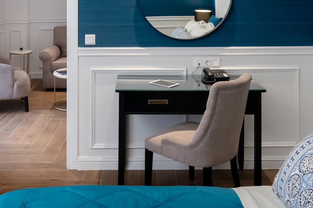 Evripidou Suites 36/50