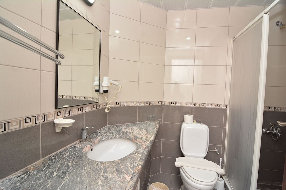 Arsi Hotel 48/49
