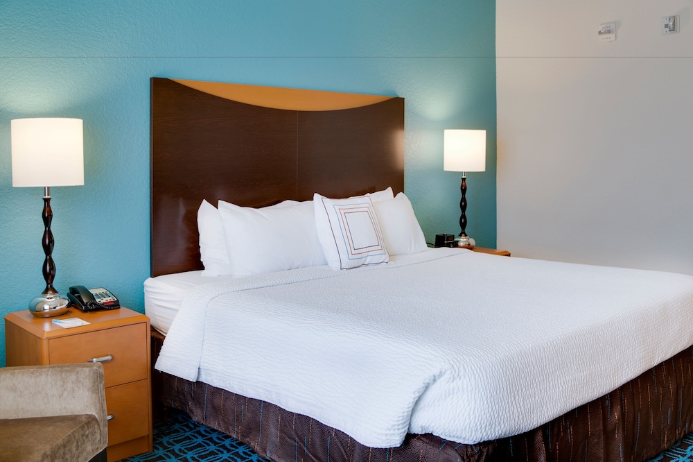 Fairfield Inn Suites Melbourne Palm Bay Viera 15/50