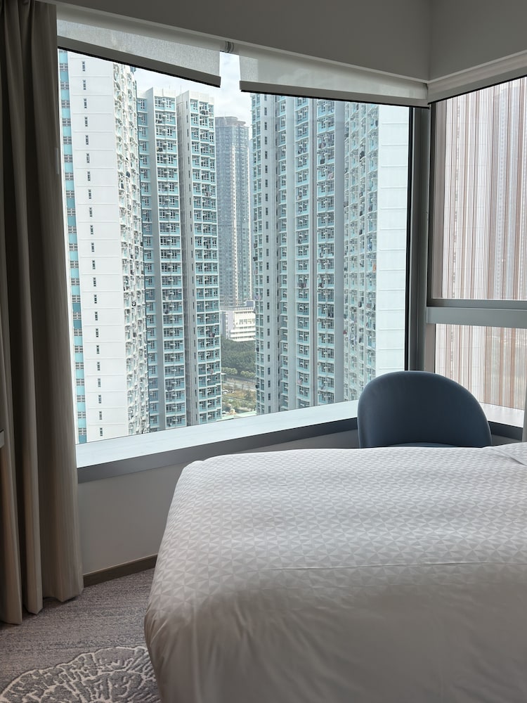 Four Points by Sheraton Hong Kong, Tung Chung 9/31