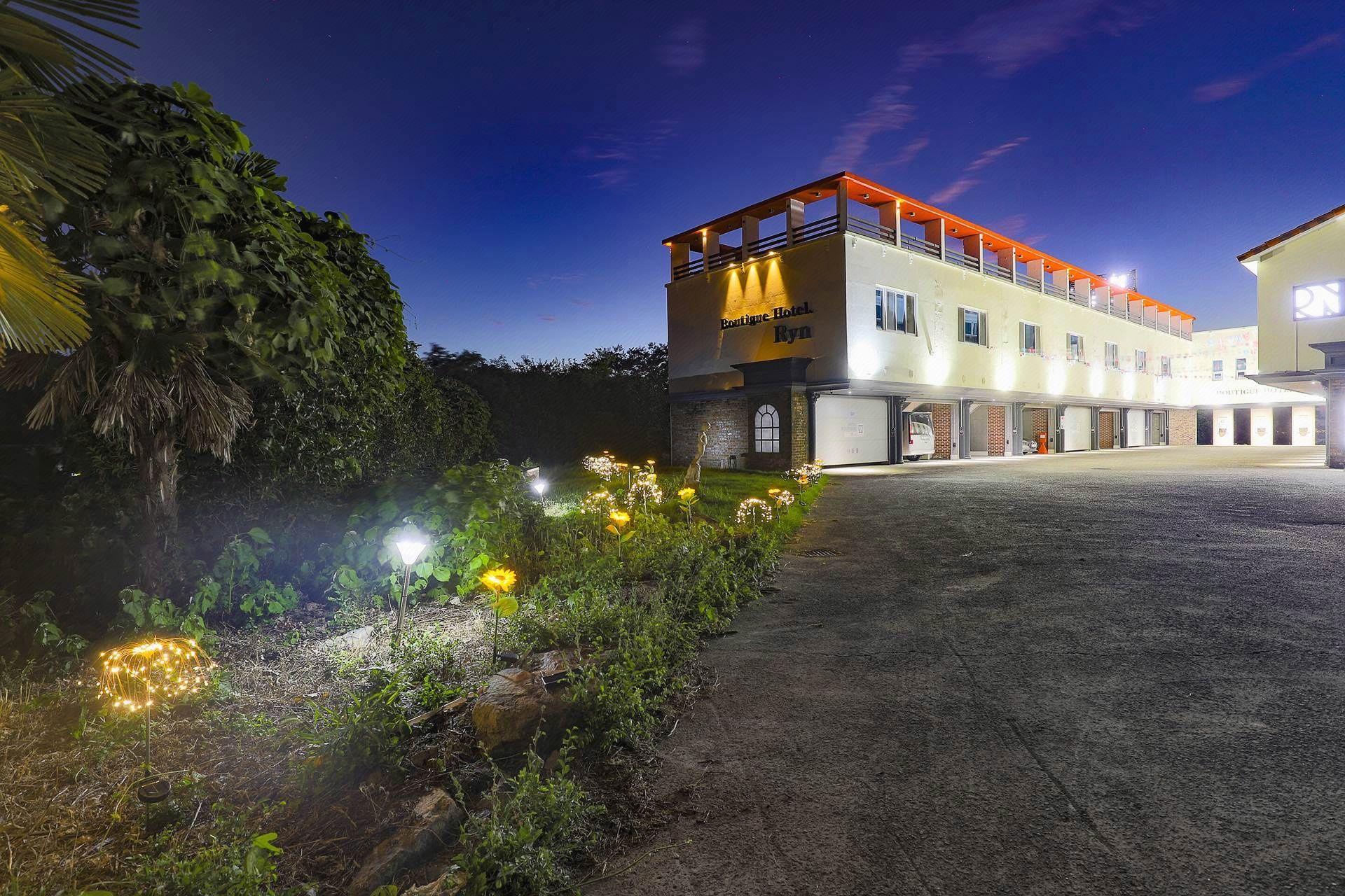 Ryn Boutique Hotel 18/18