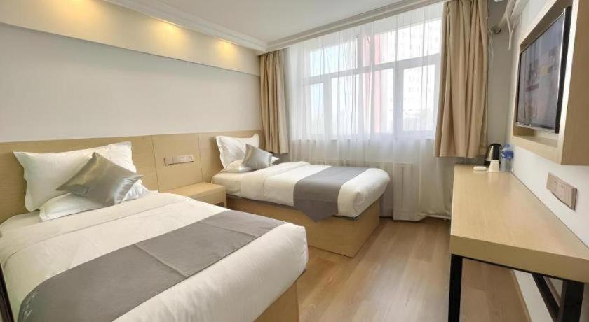 Green Tree Inn Urumqi South Xinhua Road Business Hotel 27/42