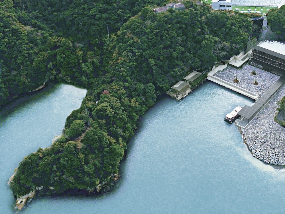 Kumano Bettei Nakanoshima 26/48
