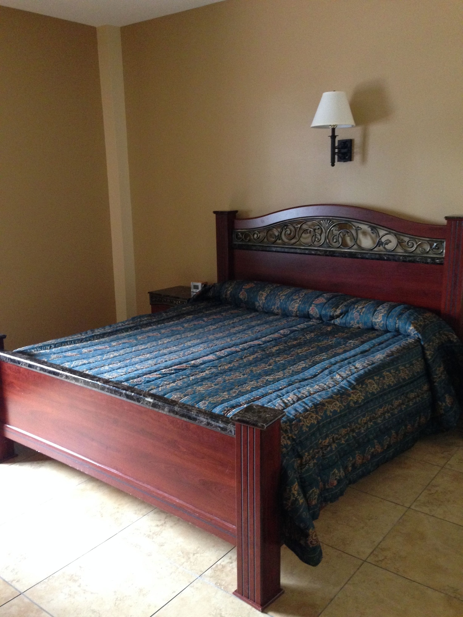 STANDARD, DOUBLE BED