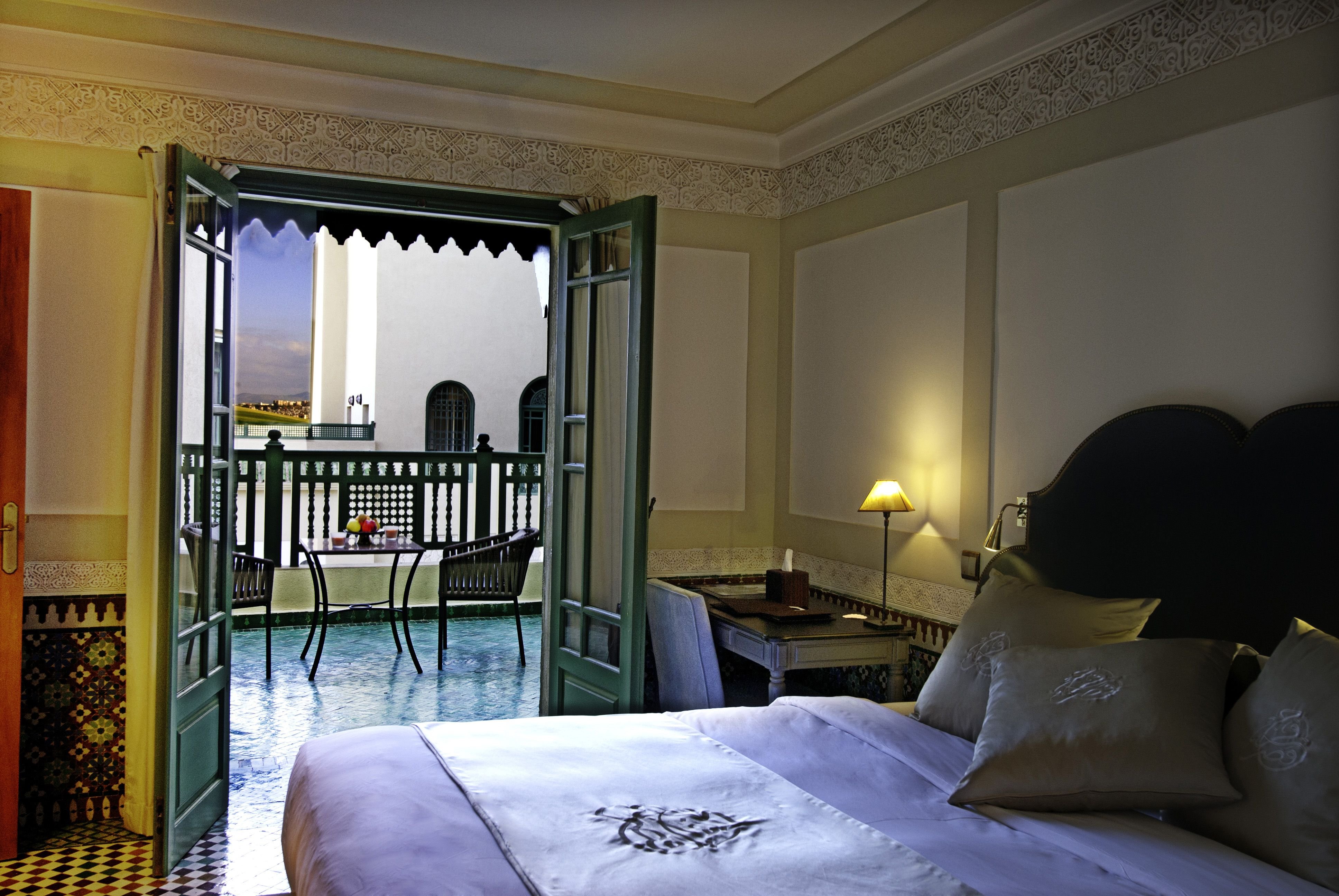 Grand, Ambassador, Suite
