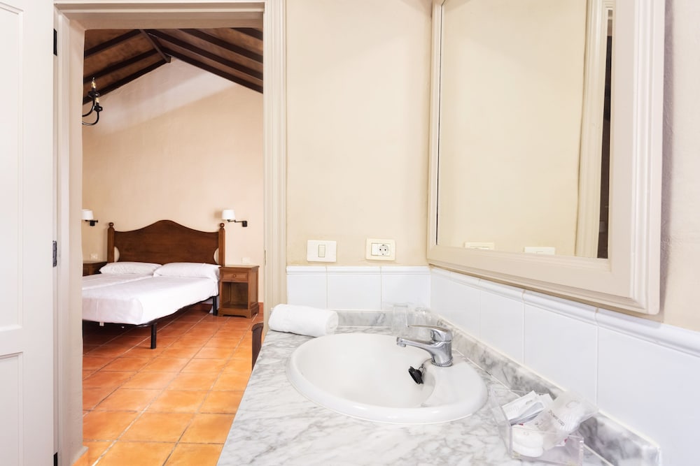 Hotel Rural El Patio 50/50