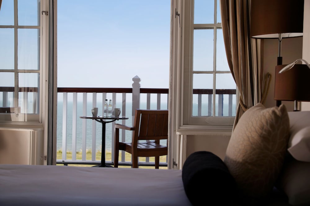 Marine Hotel 28/50