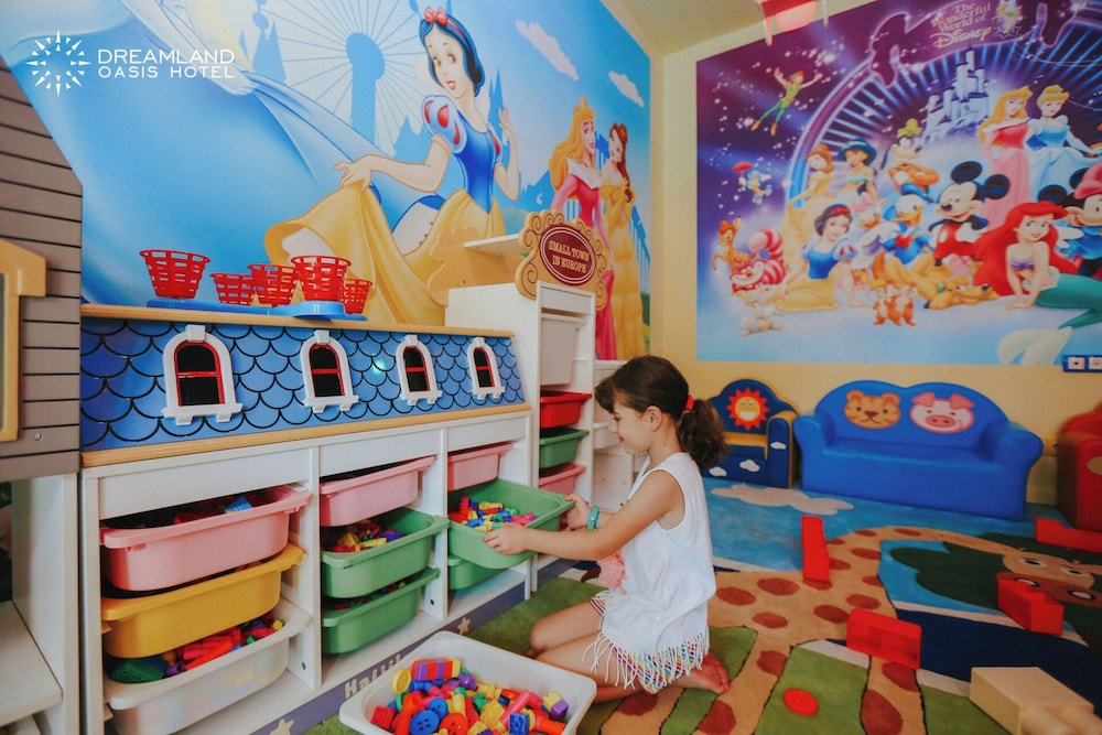 Dreamland Oasis Hotel Chakvi 56/63
