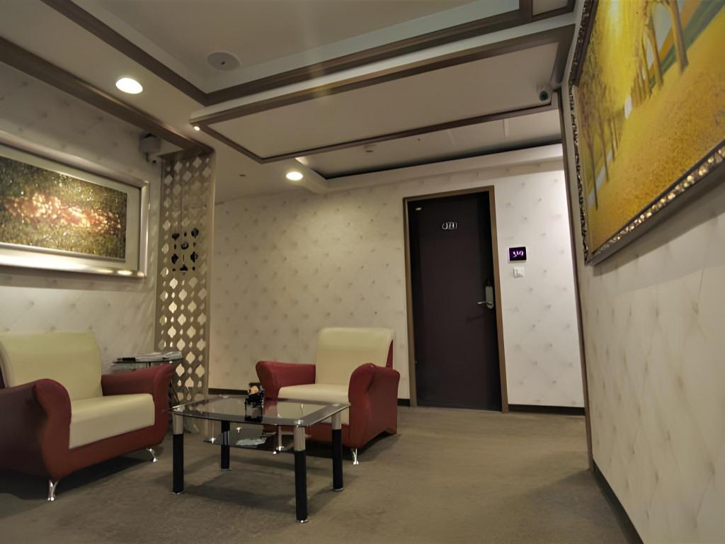 Oursinn Hotel 54/72