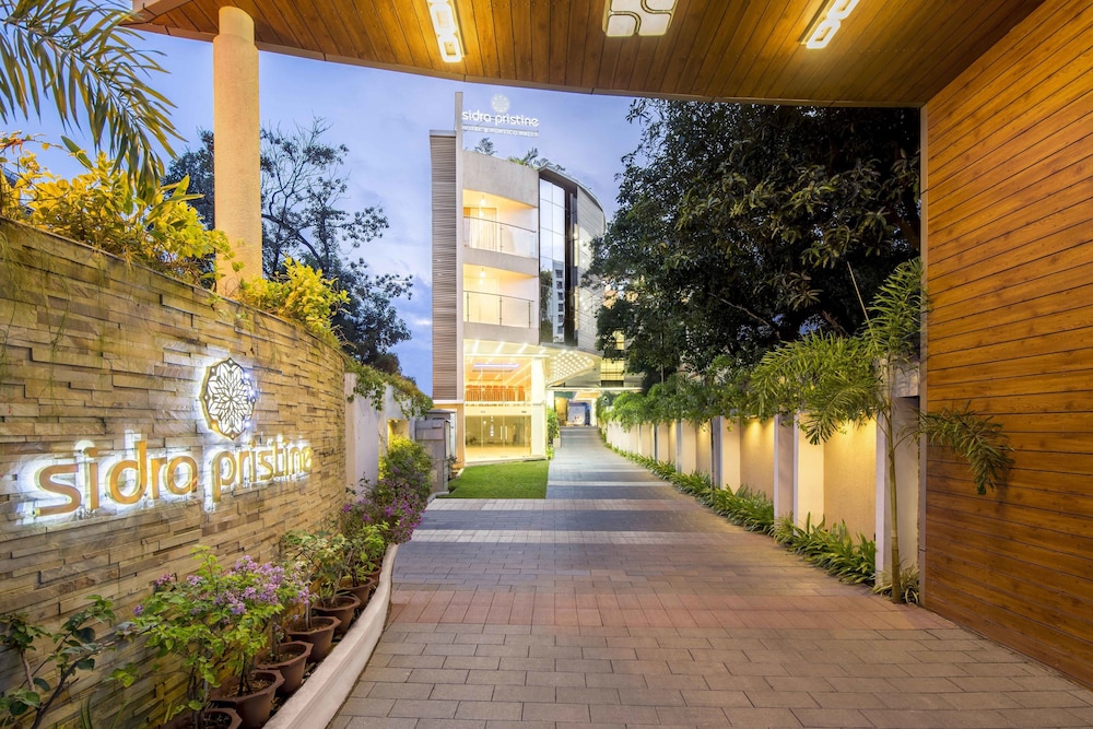 Sidra Pristine Hotel & Portico Halls 46/50