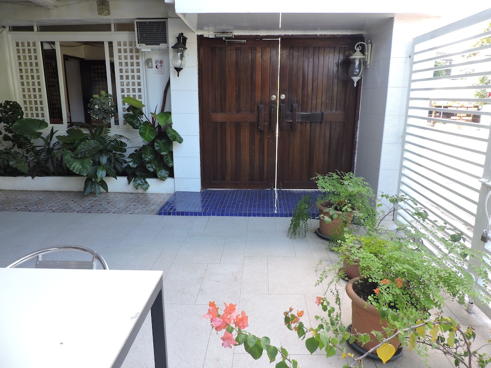 Orange Mangrove Pension House by SMS Hospitality 13/60