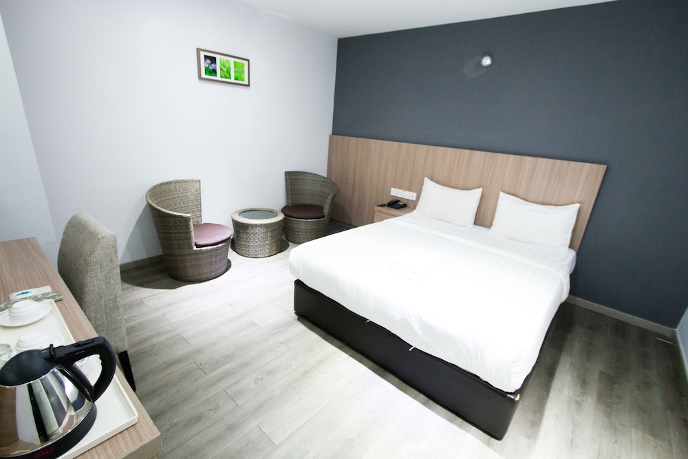 Hotel 99 - Pusat Bandar Puchong 28/48