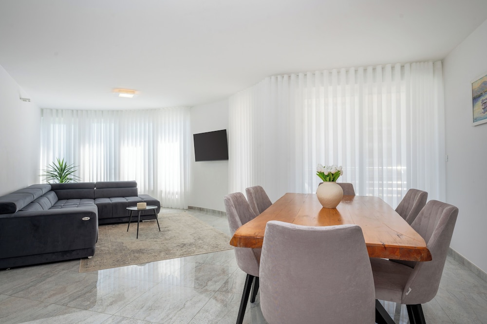 Adriatic Queen Apartments 64/81