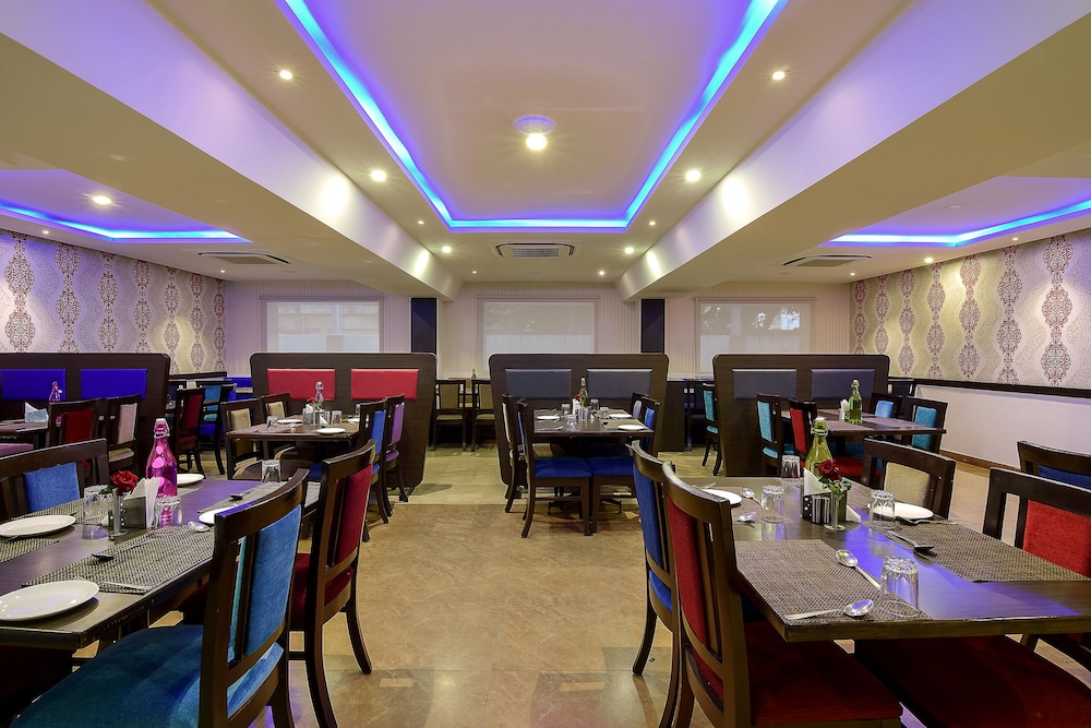 Akshaya Aura 43/53