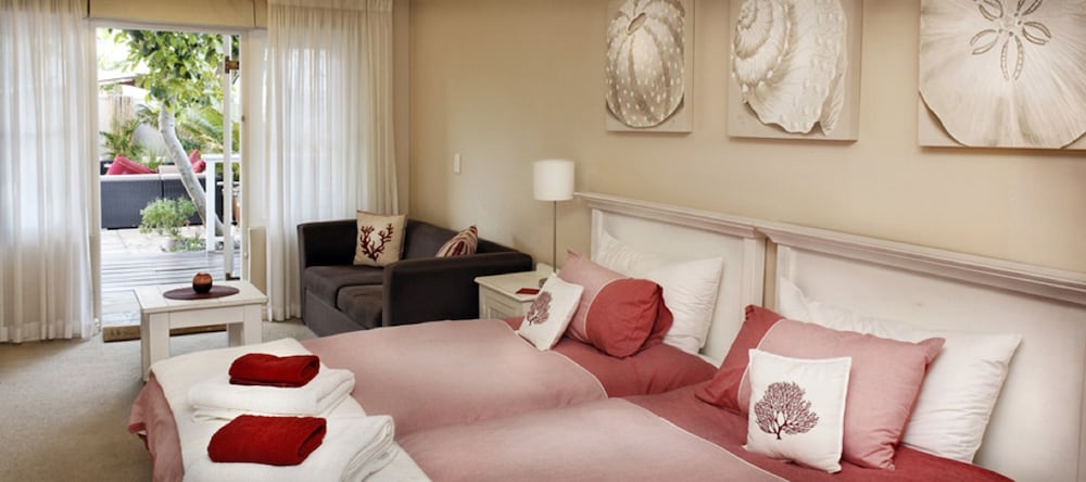 African Breeze Guesthouse 25/50