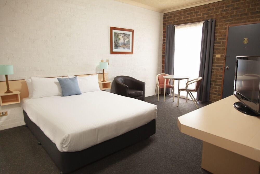 Bega Downs Motor Inn 20/44