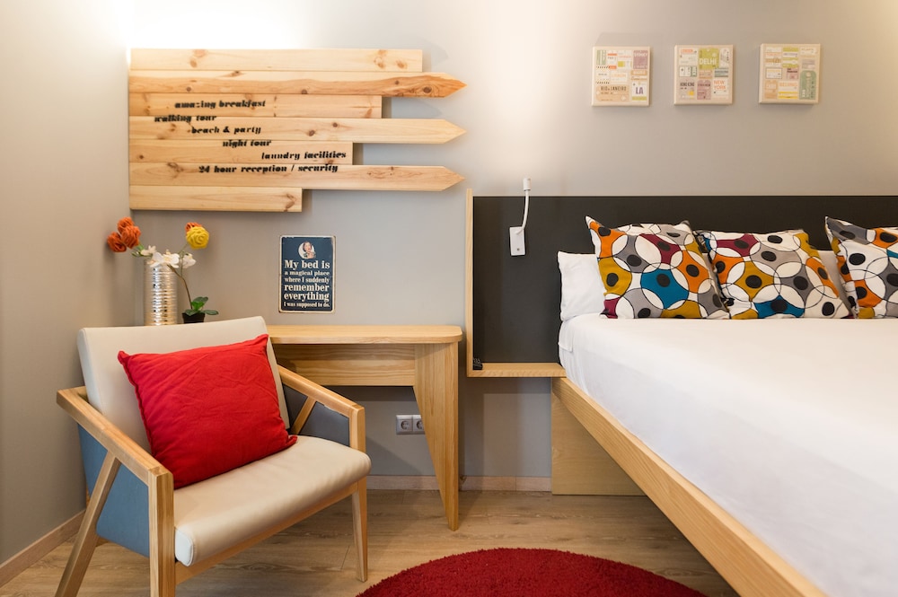 Yeah Barcelona Hostel 23/34