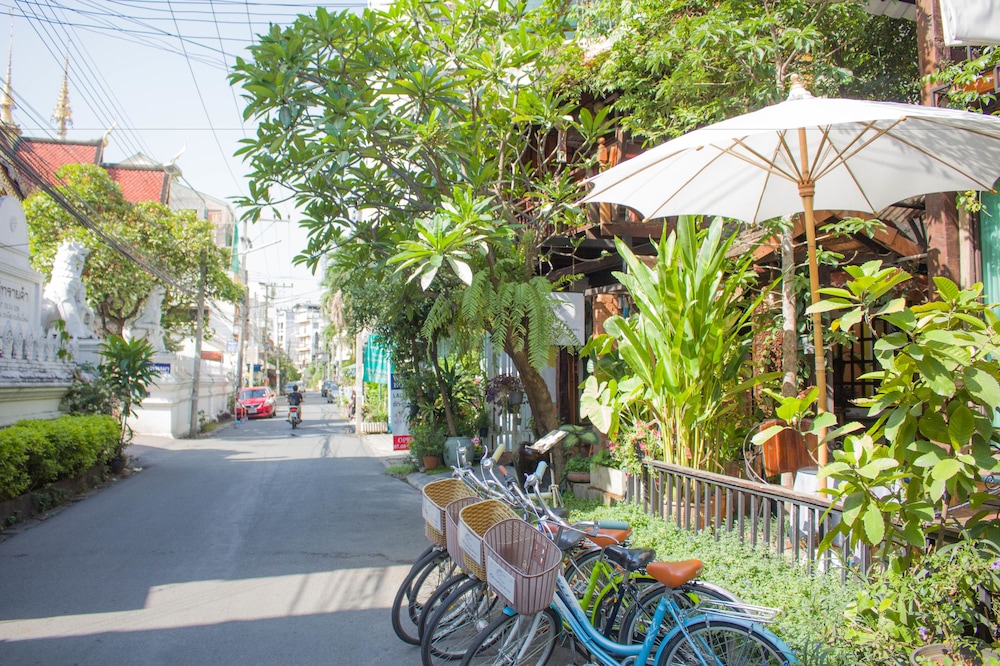 Changmoi House (Little Village) 68/76