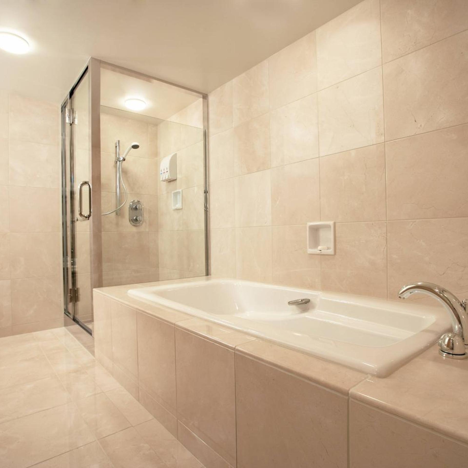 Sheraton, Club, Suite، Sheraton Grande Tokyo Bay Hotel 6/6