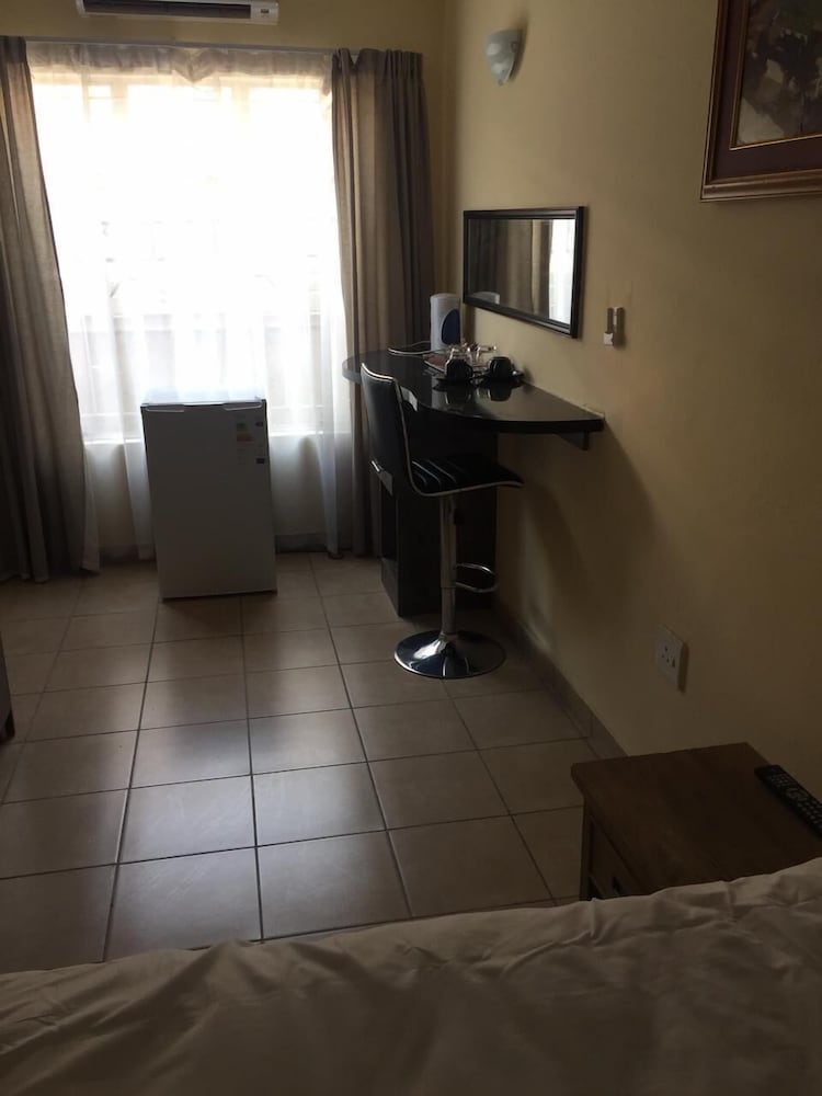Pale Bohemia B&B 25/35