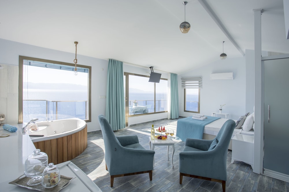 Fener Hotel Cafe & Kahvalti 30/50