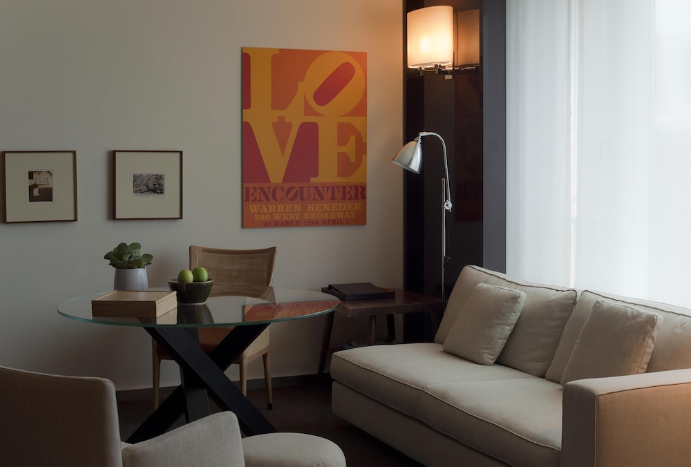 GRAND HYATT BERLIN 54/80