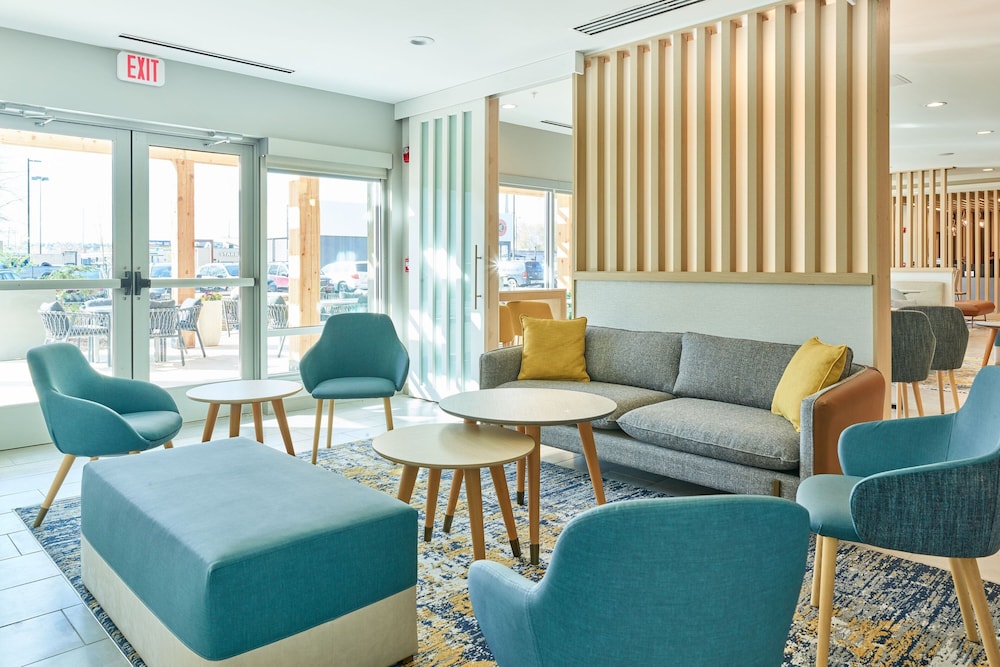 TownePlace Suites by Marriott Hixson 20/40