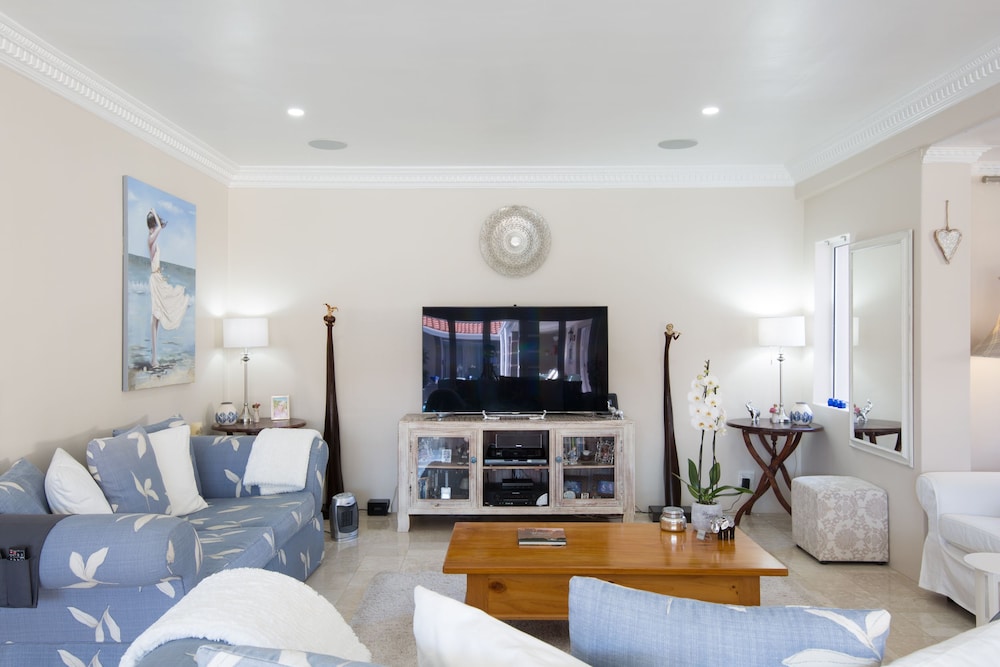 Atlantic Beach Villa 26/50
