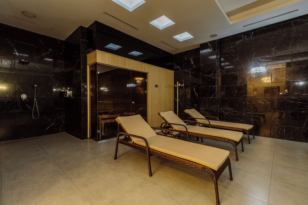Golden Palace Batumi Hotel & Casino 26/50