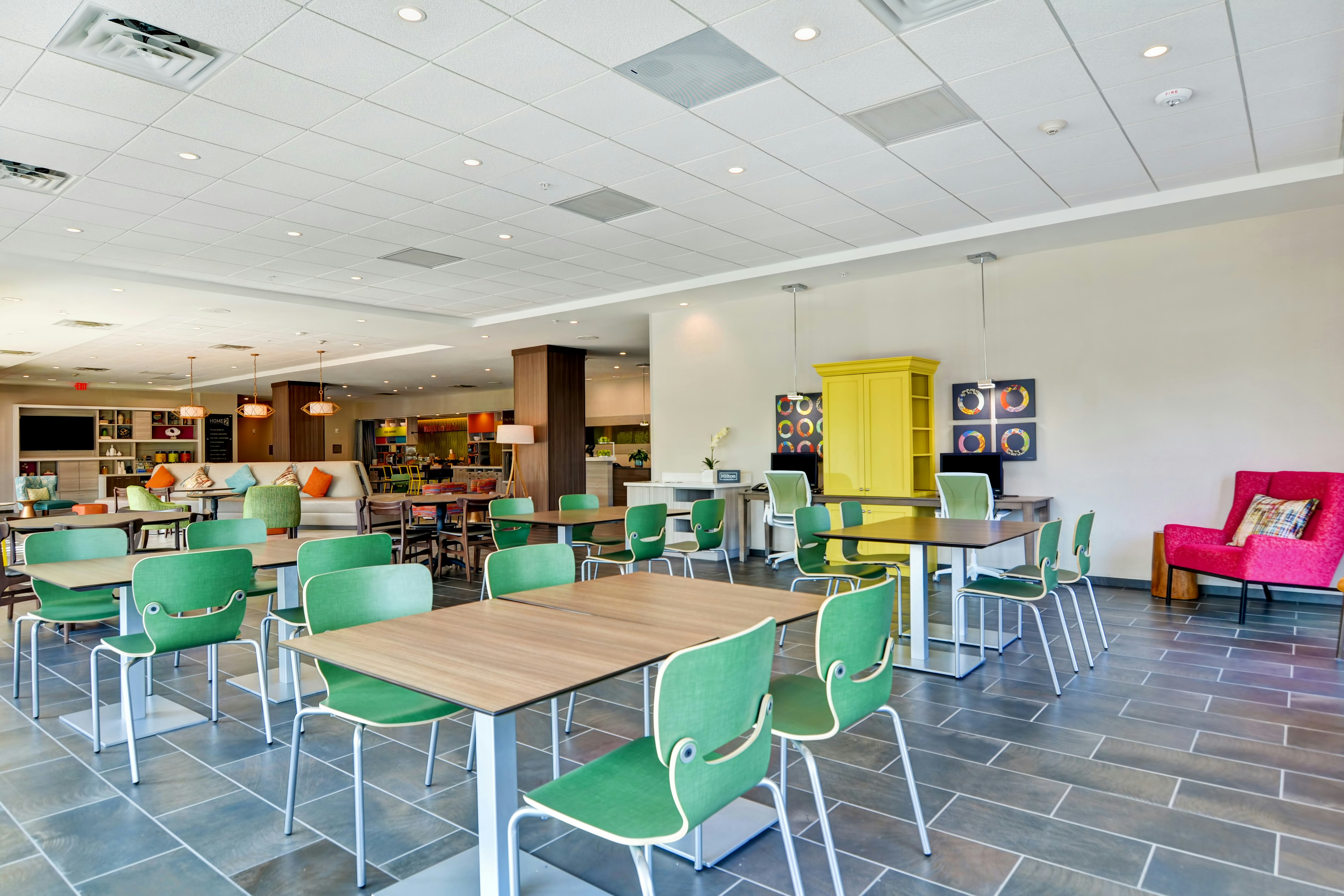 Home2 Suites By Hilton Charleston West Ashley 40/53
