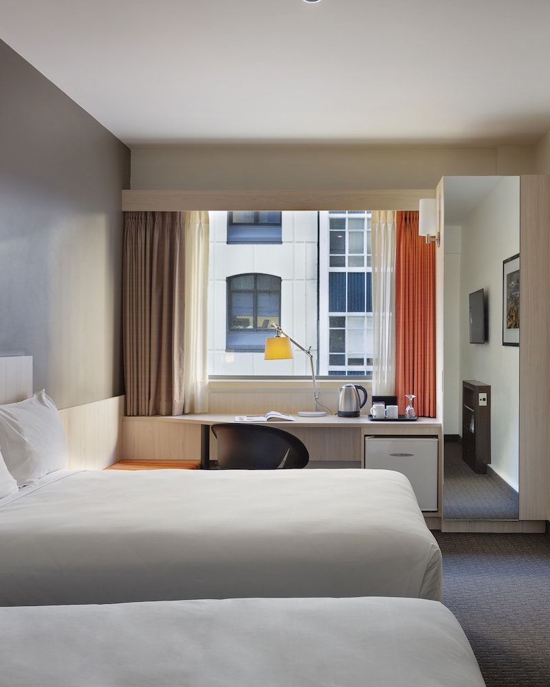 IBIS WELLINGTON 24/68