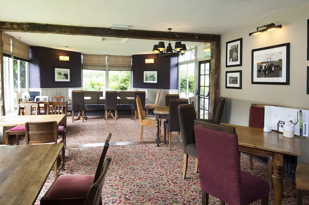Premier Inn Silverstone 19/38